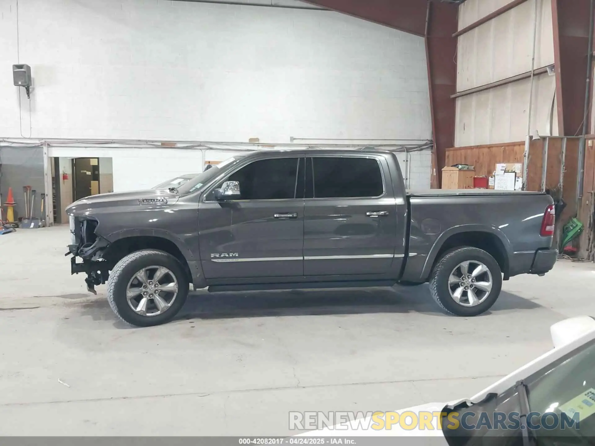 15 fotografías del automóvil dañado 1C6SRFHT0KN896183 RAM 1500 2019