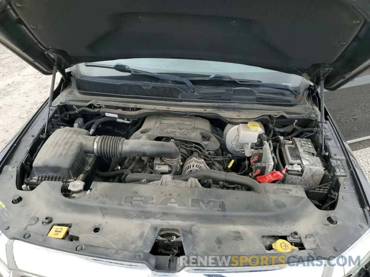 13 fotografías del automóvil dañado 1C6SRFHT5KN671936 RAM 1500 2019