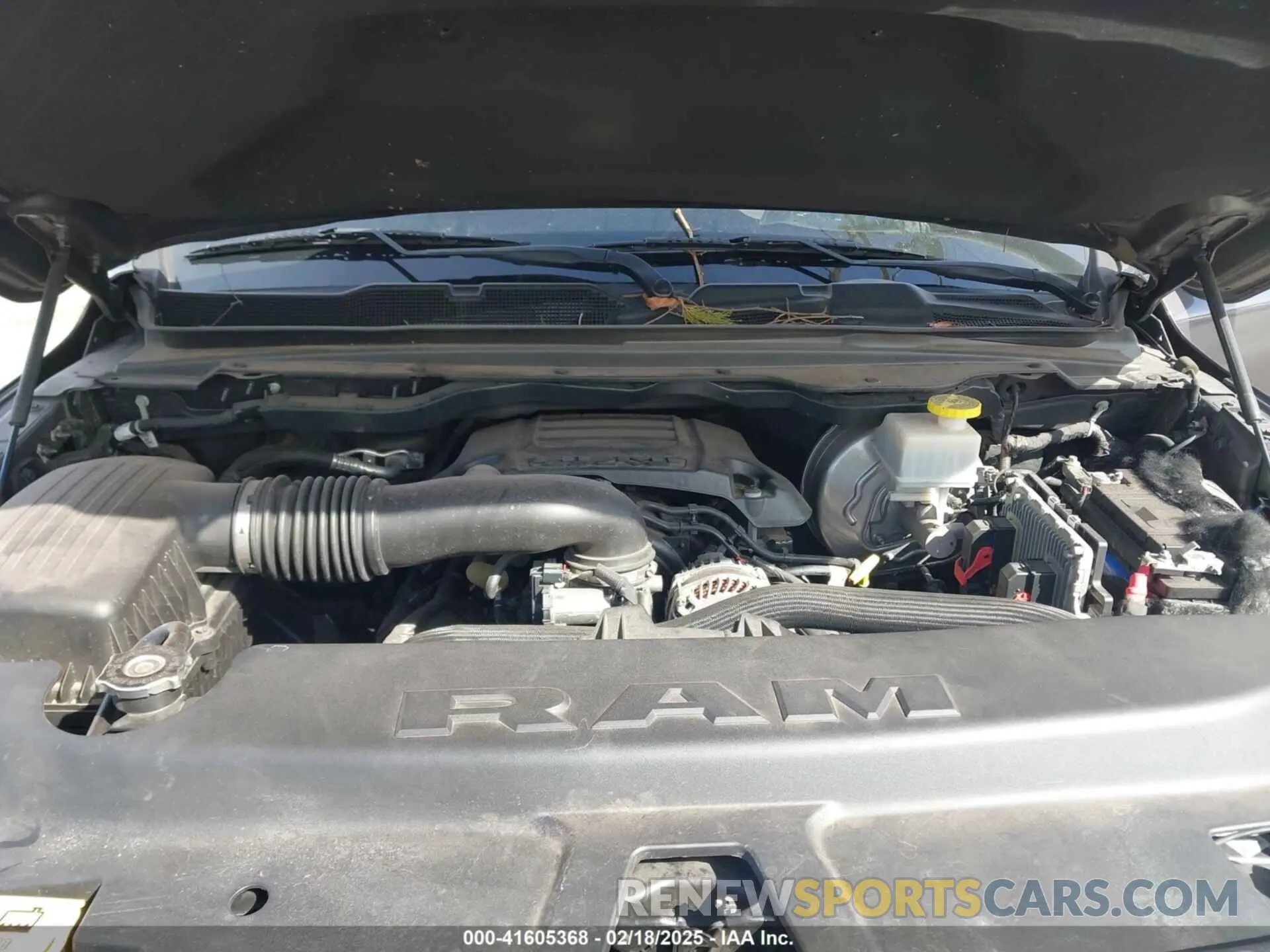 10 fotografías del automóvil dañado 1C6SRFHT8KN549846 RAM 1500 2019