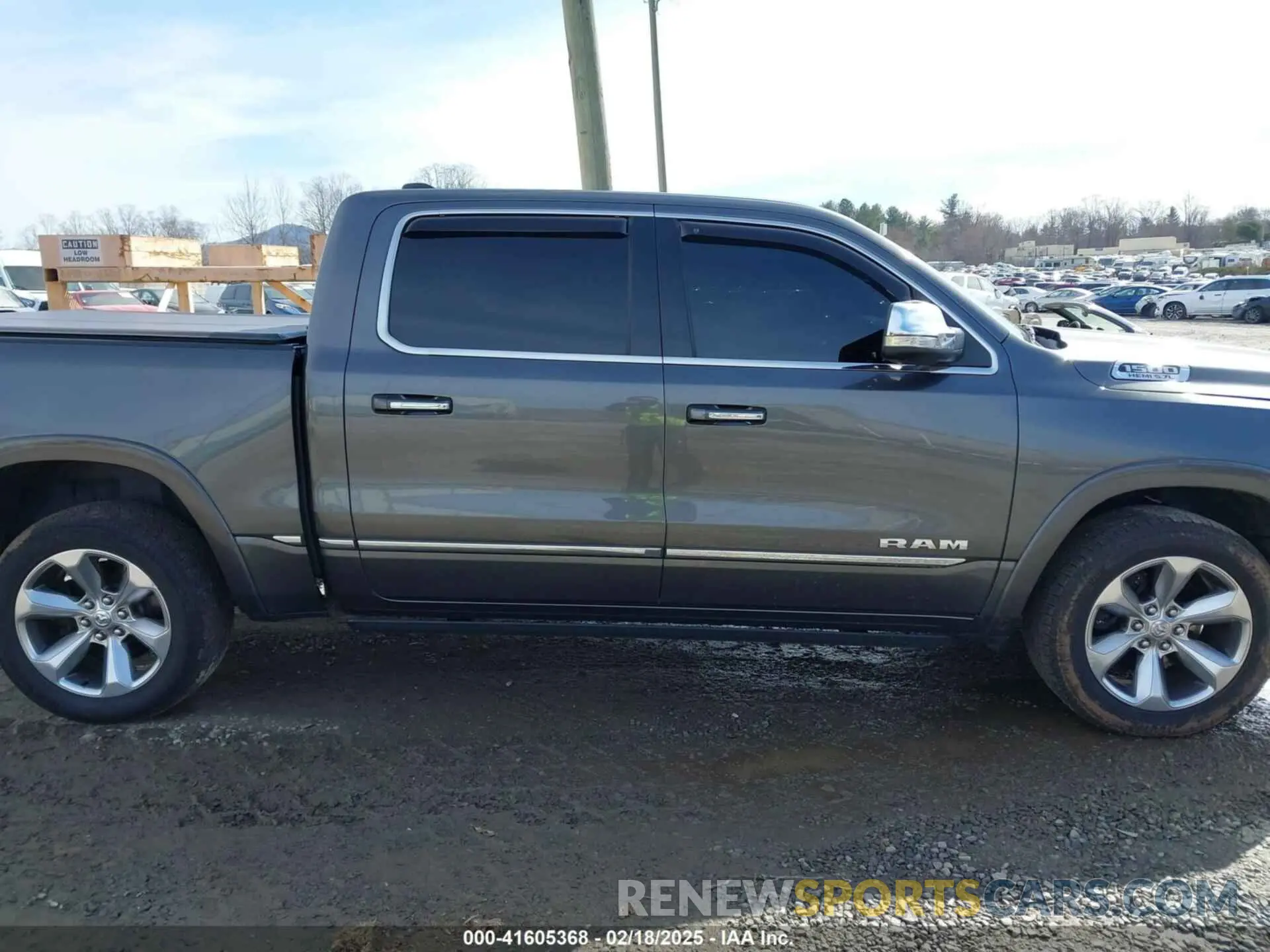 13 fotografías del automóvil dañado 1C6SRFHT8KN549846 RAM 1500 2019