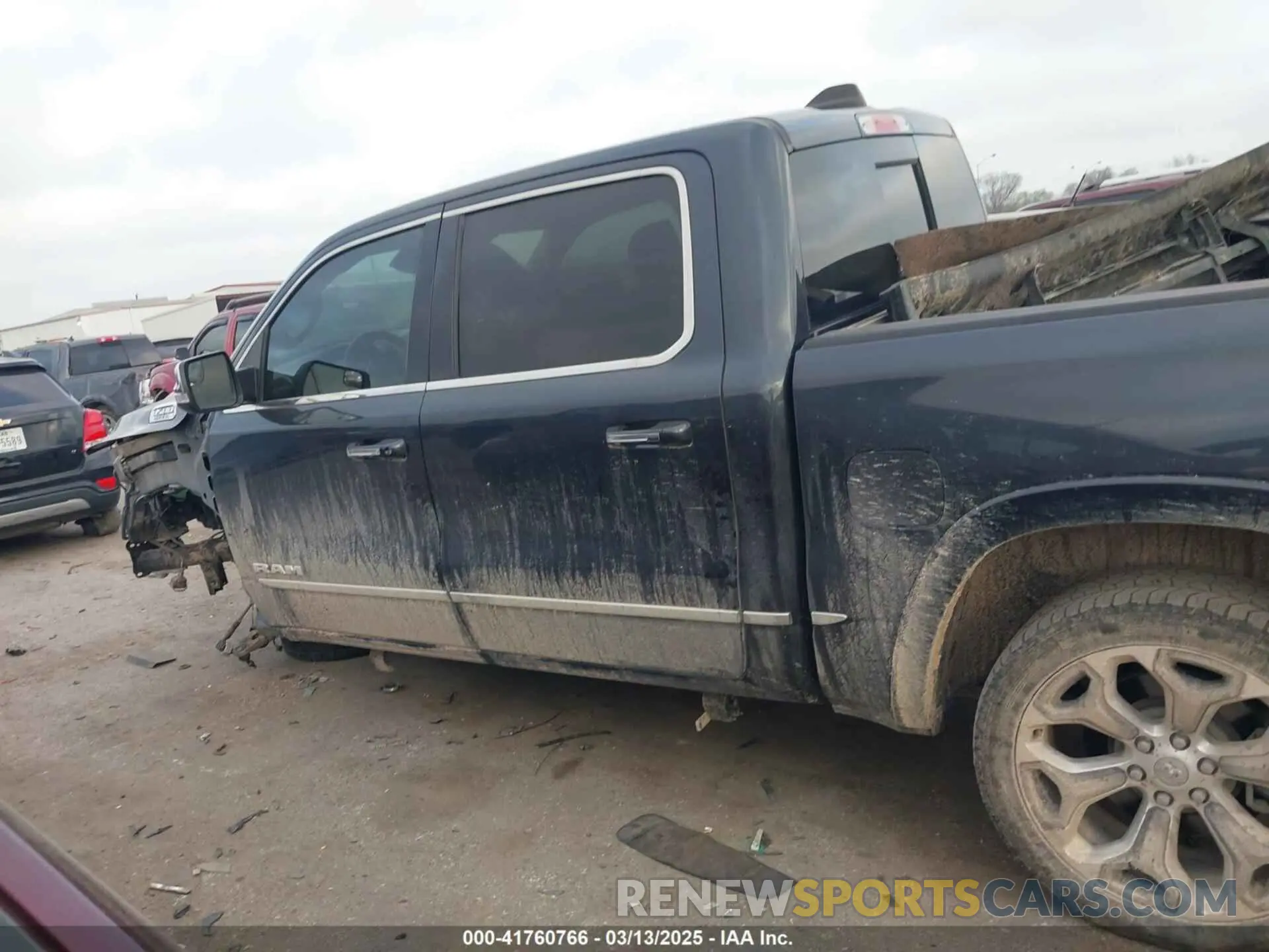 15 fotografías del automóvil dañado 1C6SRFHT9KN594990 RAM 1500 2019