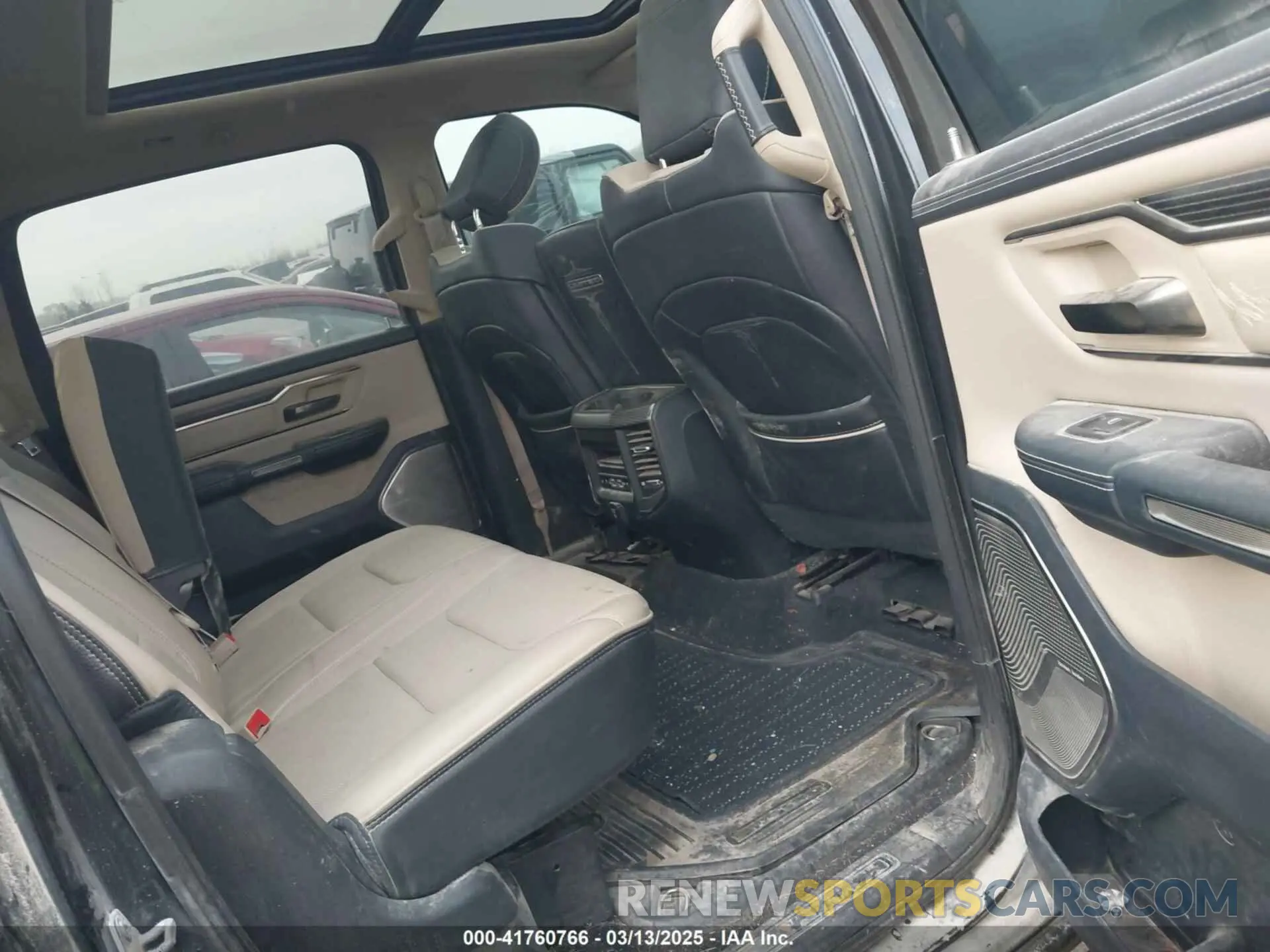 8 fotografías del automóvil dañado 1C6SRFHT9KN594990 RAM 1500 2019