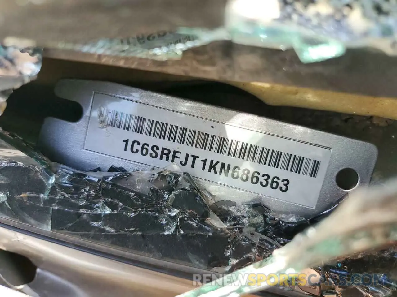 12 fotografías del automóvil dañado 1C6SRFJT1KN686363 RAM 1500 2019