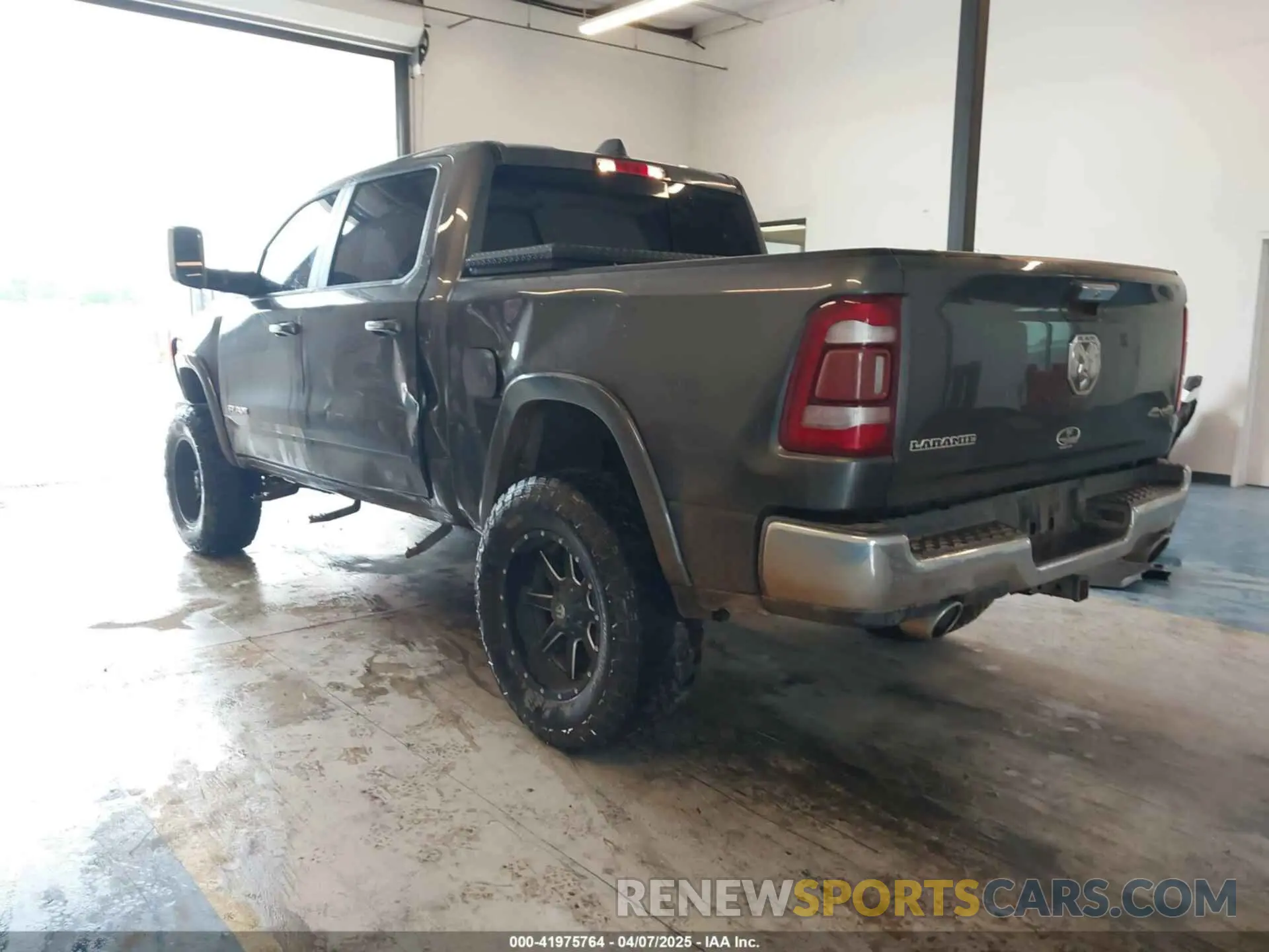 3 fotografías del automóvil dañado 1C6SRFJT2KN516917 RAM 1500 2019