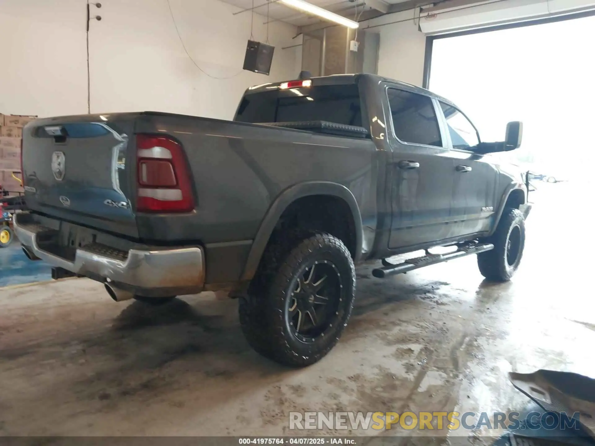 4 fotografías del automóvil dañado 1C6SRFJT2KN516917 RAM 1500 2019