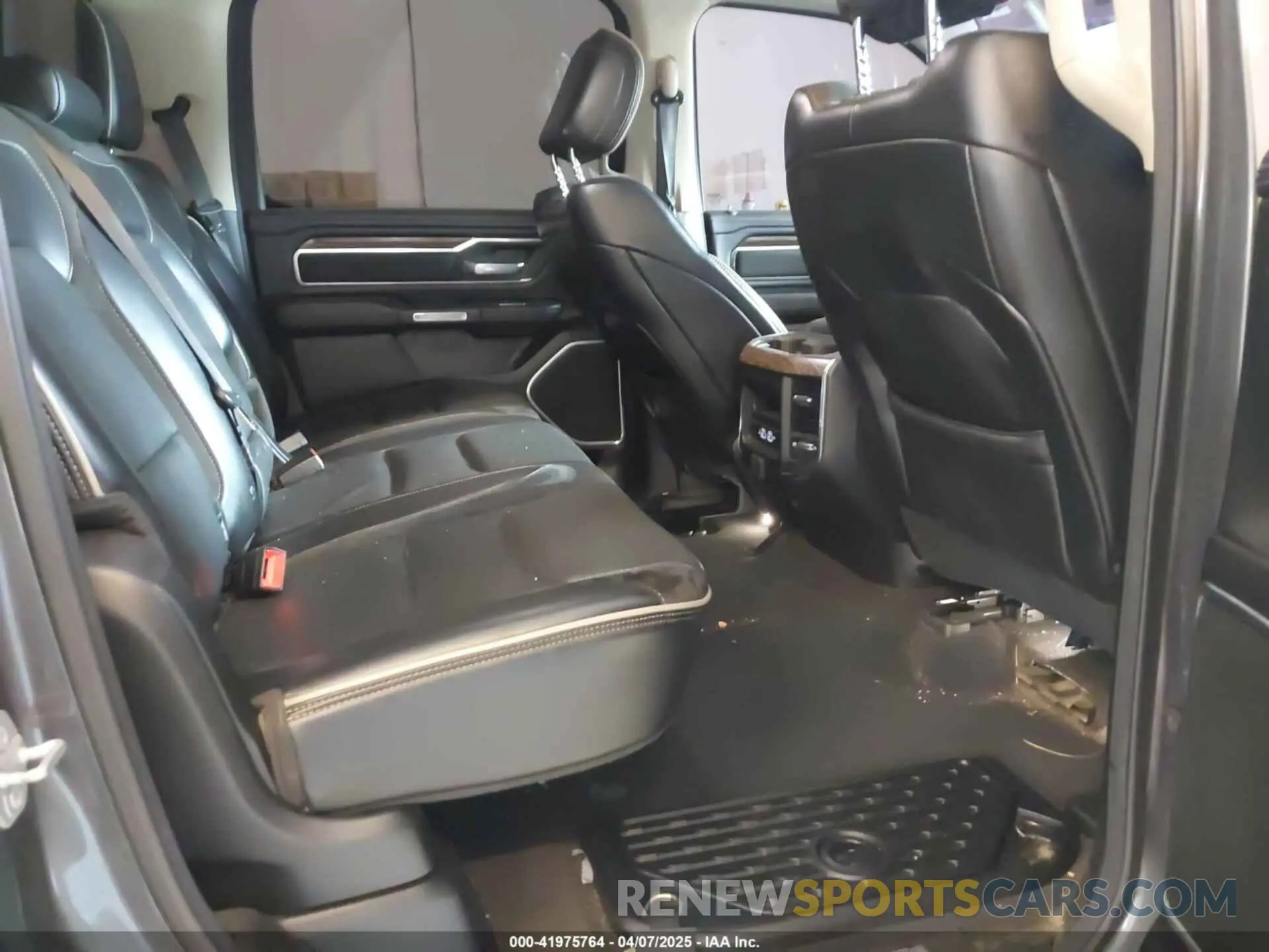 8 fotografías del automóvil dañado 1C6SRFJT2KN516917 RAM 1500 2019