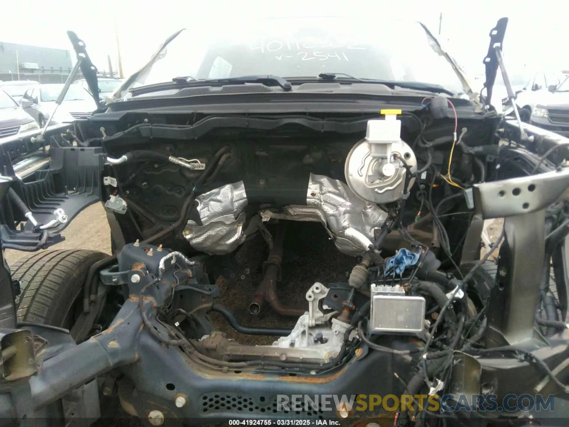 10 fotografías del automóvil dañado 1C6SRFJT2KN772541 RAM 1500 2019
