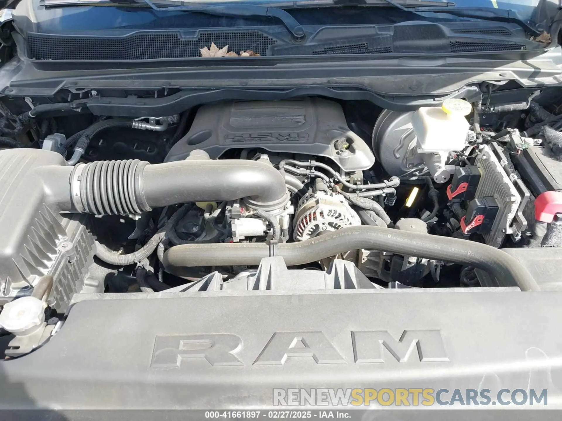 10 fotografías del automóvil dañado 1C6SRFJT3KN598804 RAM 1500 2019