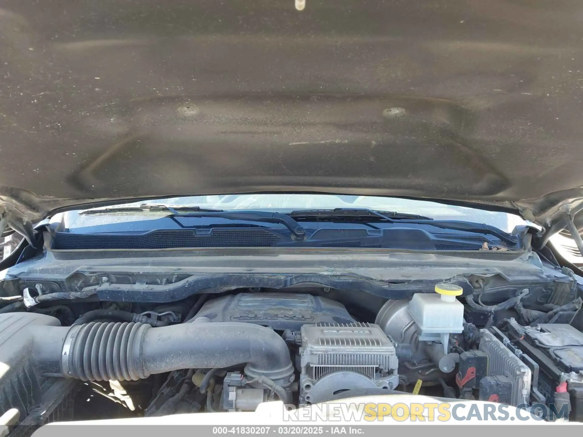 10 fotografías del automóvil dañado 1C6SRFJT3KN623670 RAM 1500 2019