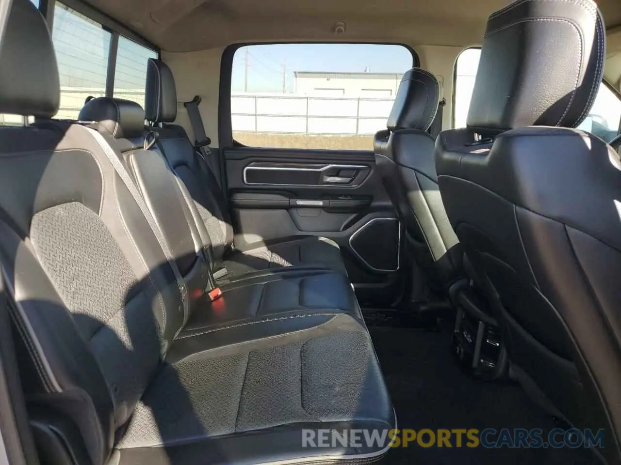 10 fotografías del automóvil dañado 1C6SRFJT7KN530554 RAM 1500 2019