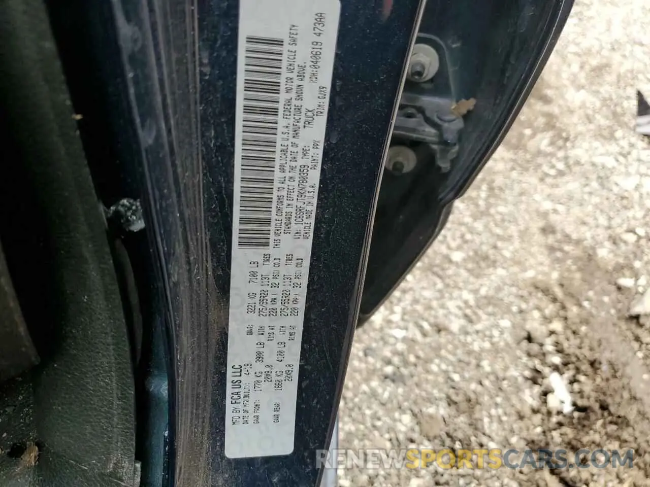12 fotografías del automóvil dañado 1C6SRFJT9KN780359 RAM 1500 2019