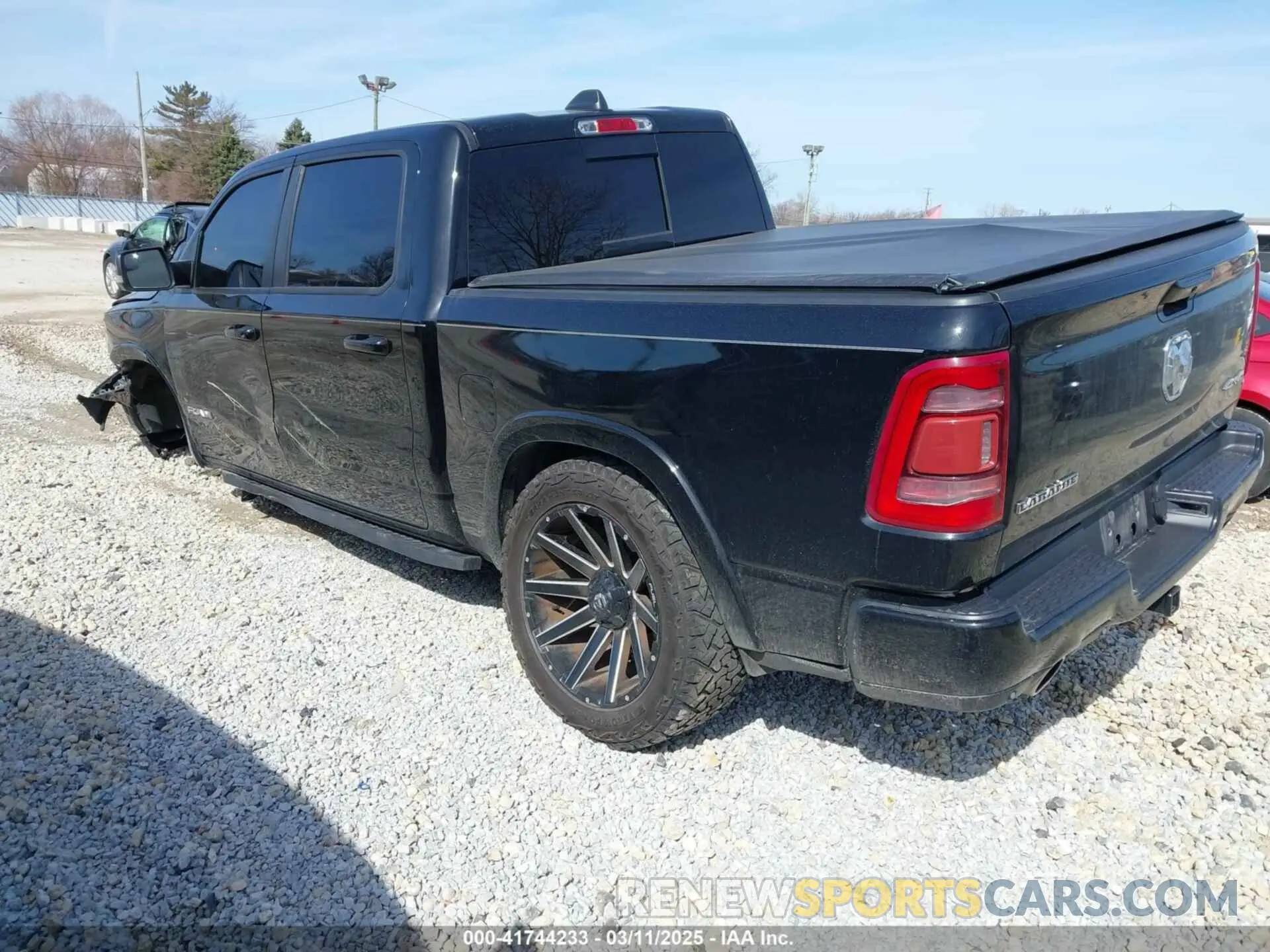 3 fotografías del automóvil dañado 1C6SRFJT9KN881854 RAM 1500 2019