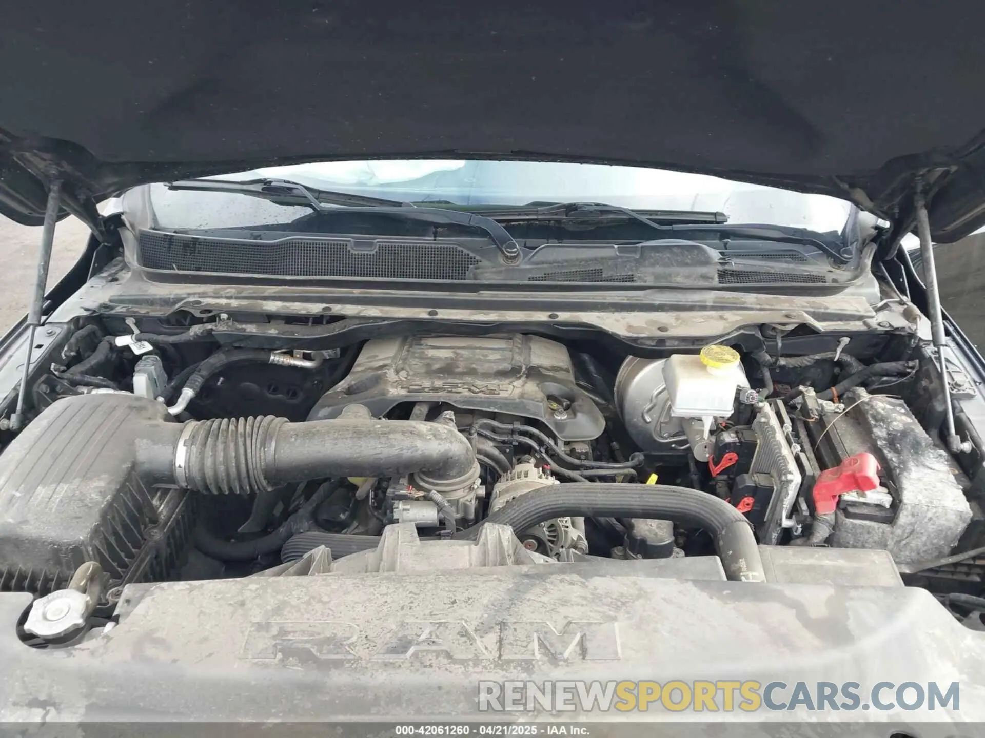 10 fotografías del automóvil dañado 1C6SRFJTXKN589601 RAM 1500 2019