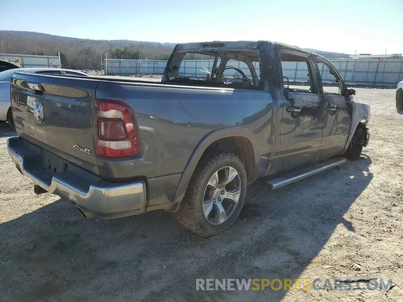 3 fotografías del automóvil dañado 1C6SRFJTXKN786686 RAM 1500 2019