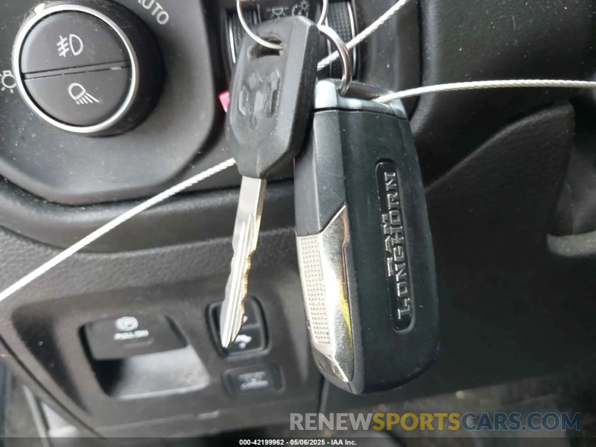 11 fotografías del automóvil dañado 1C6SRFKT1KN907667 RAM 1500 2019