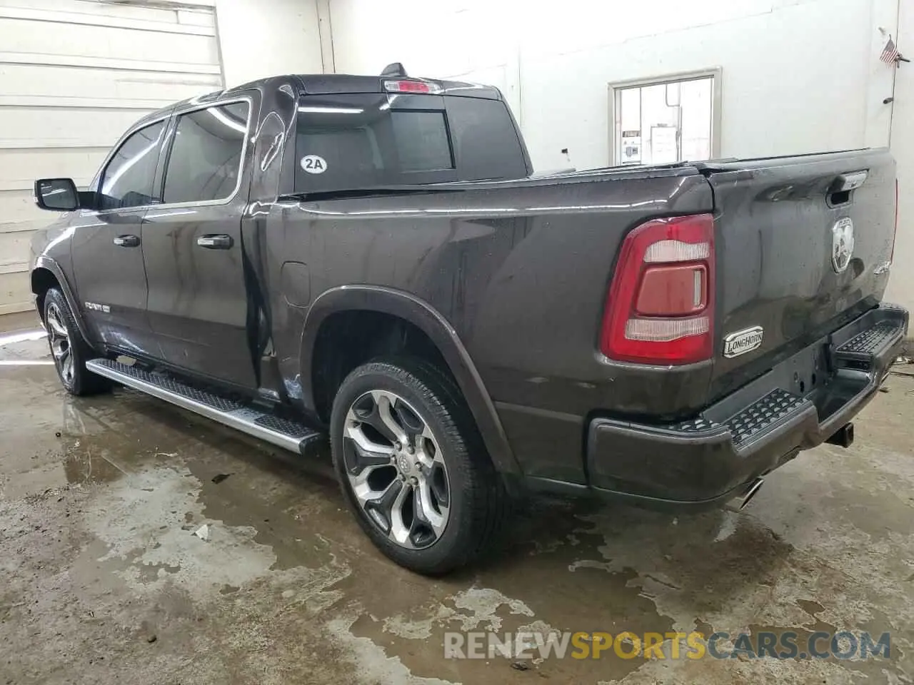 2 fotografías del automóvil dañado 1C6SRFKT3KN778279 RAM 1500 2019