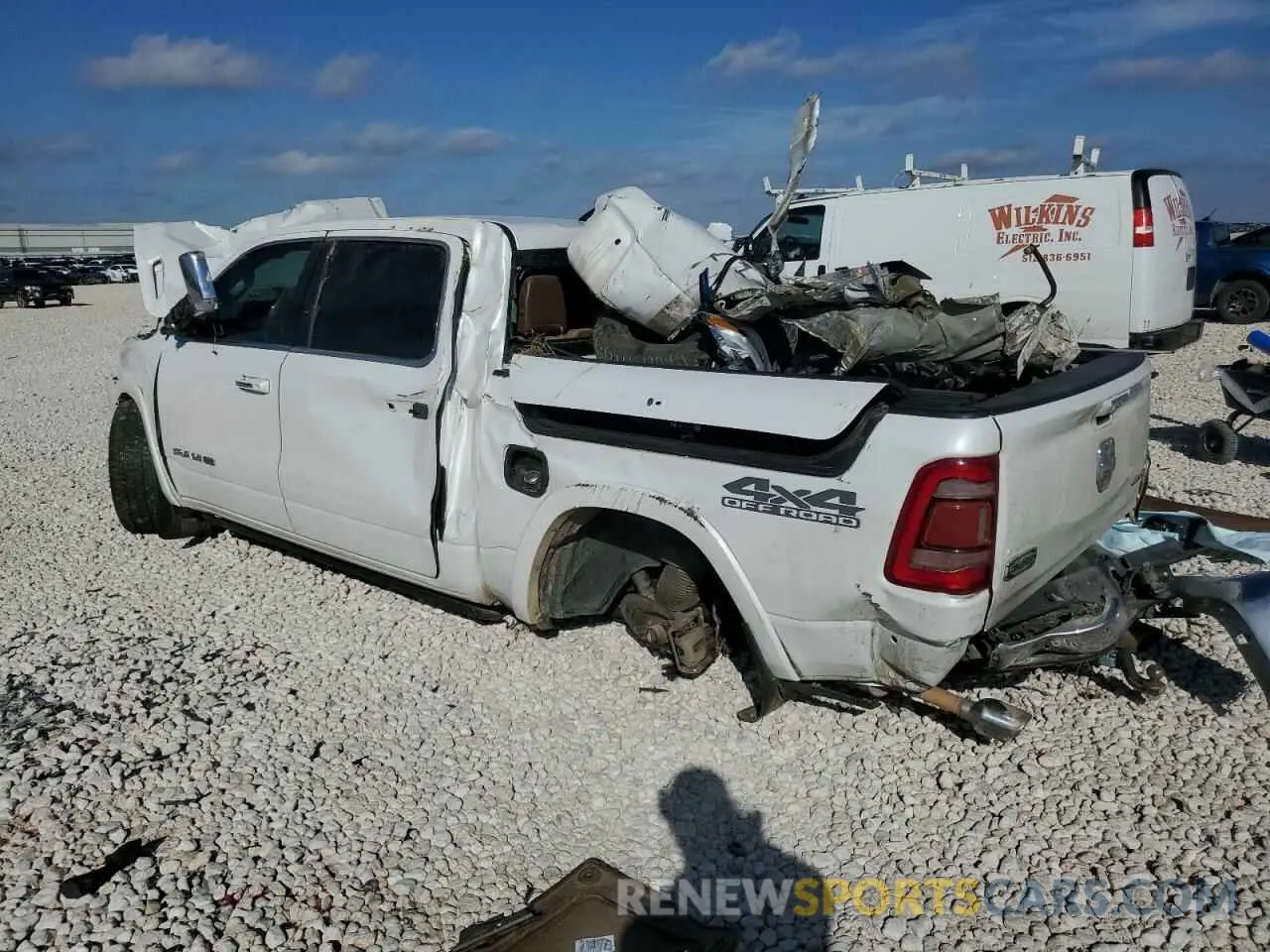 2 fotografías del automóvil dañado 1C6SRFKT9KN627799 RAM 1500 2019