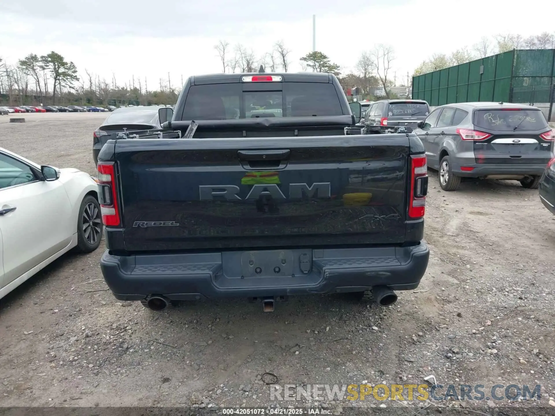 16 fotografías del automóvil dañado 1C6SRFLT1KN570013 RAM 1500 2019