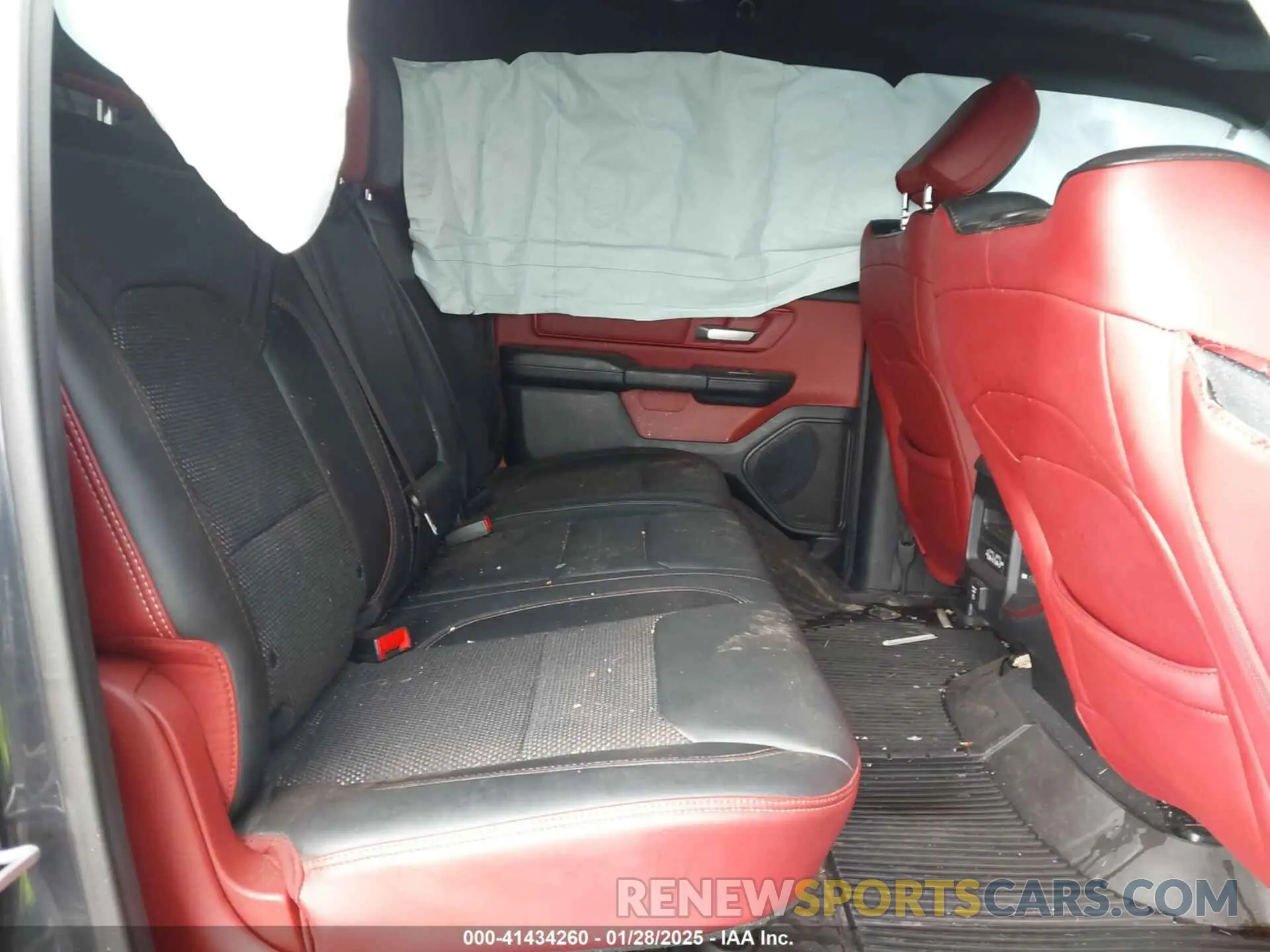 8 fotografías del automóvil dañado 1C6SRFLT1KN570190 RAM 1500 2019