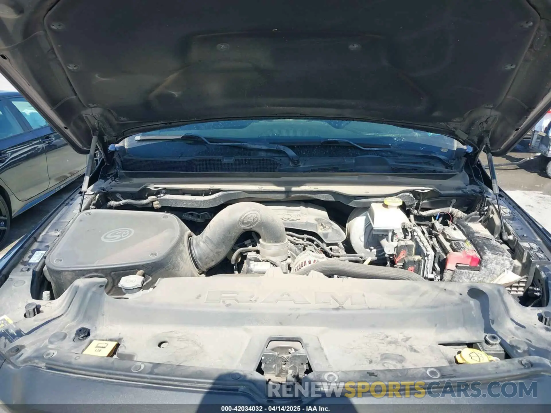 10 fotografías del automóvil dañado 1C6SRFLT2KN661792 RAM 1500 2019