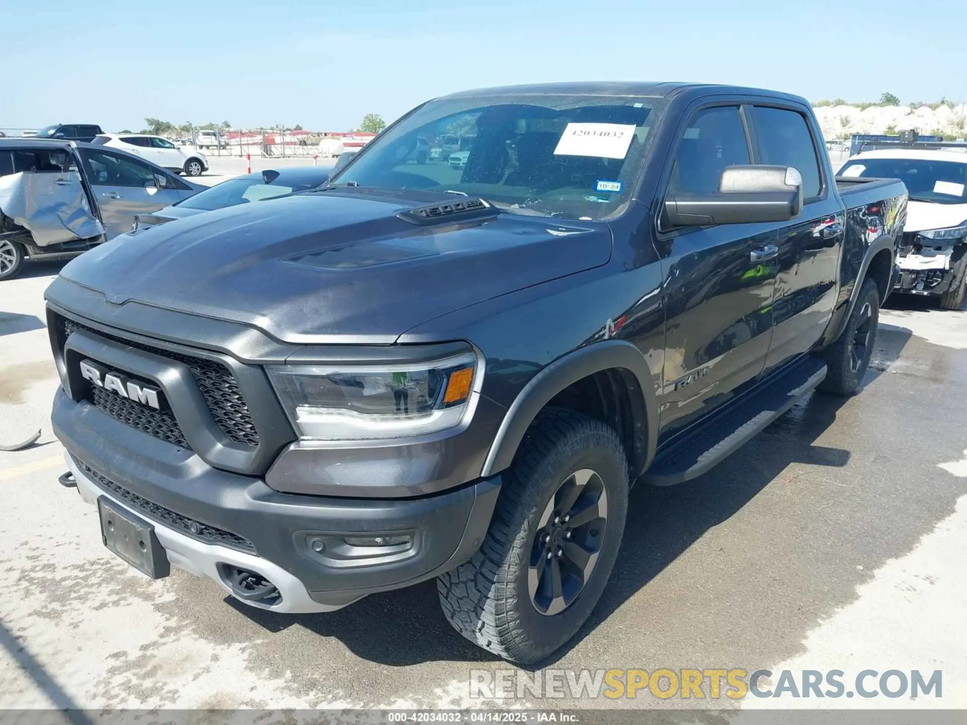 2 fotografías del automóvil dañado 1C6SRFLT2KN661792 RAM 1500 2019