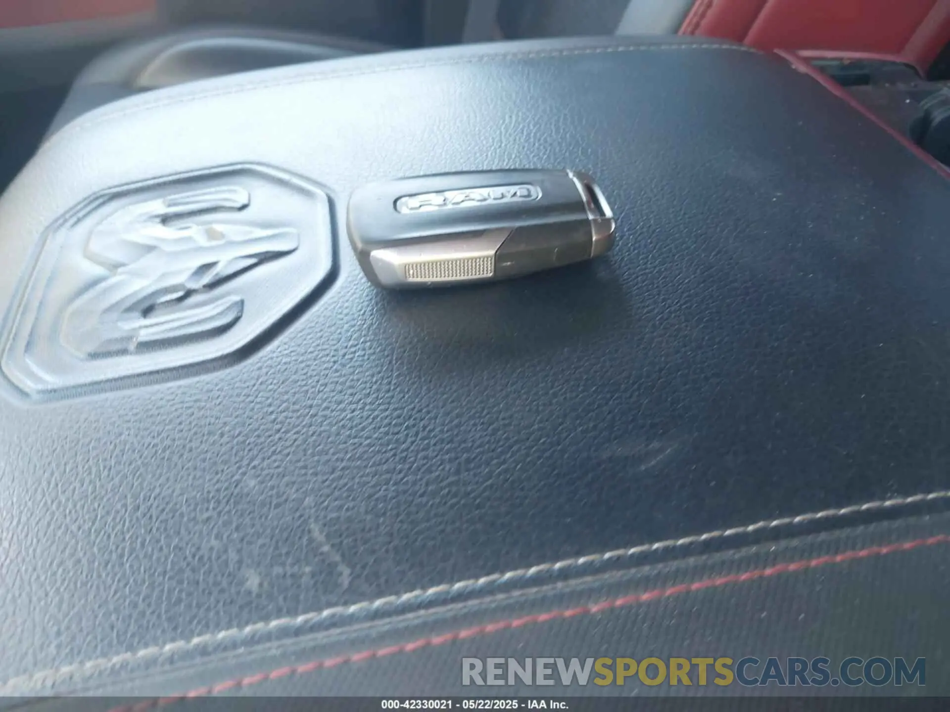 11 fotografías del automóvil dañado 1C6SRFLT5KN749669 RAM 1500 2019