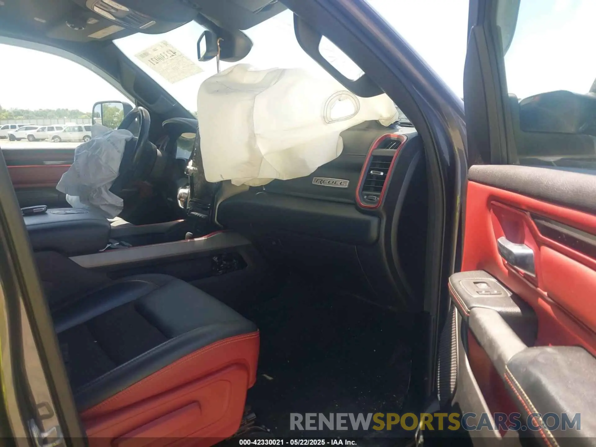 5 fotografías del automóvil dañado 1C6SRFLT5KN749669 RAM 1500 2019