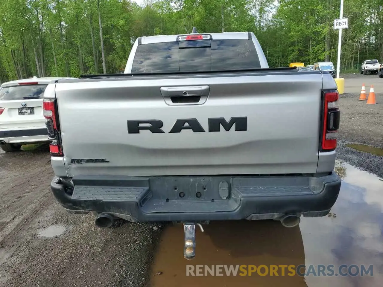 6 fotografías del automóvil dañado 1C6SRFLT6KN908960 RAM 1500 2019