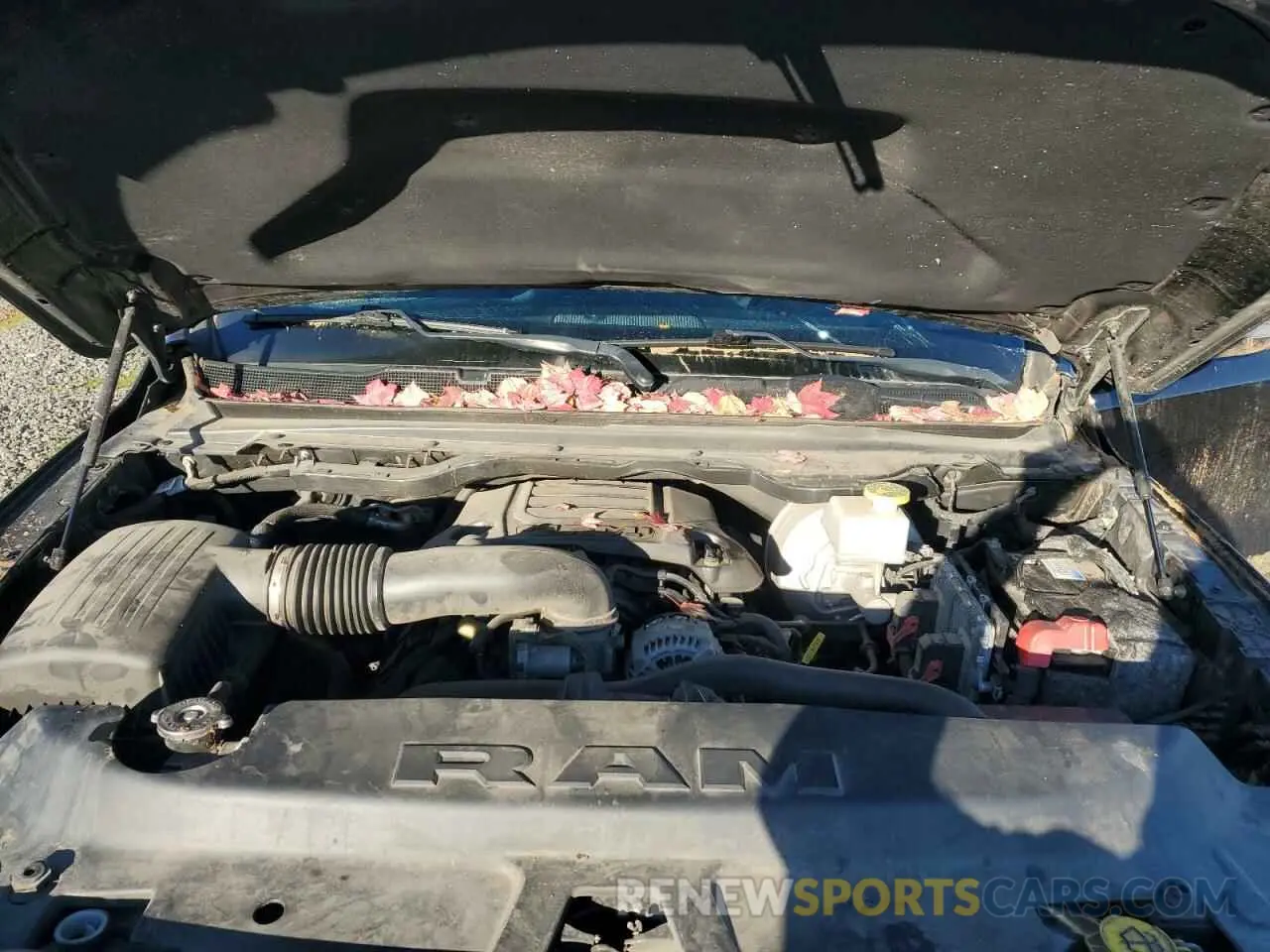 12 fotografías del automóvil dañado 1C6SRFLT7KN545567 RAM 1500 2019