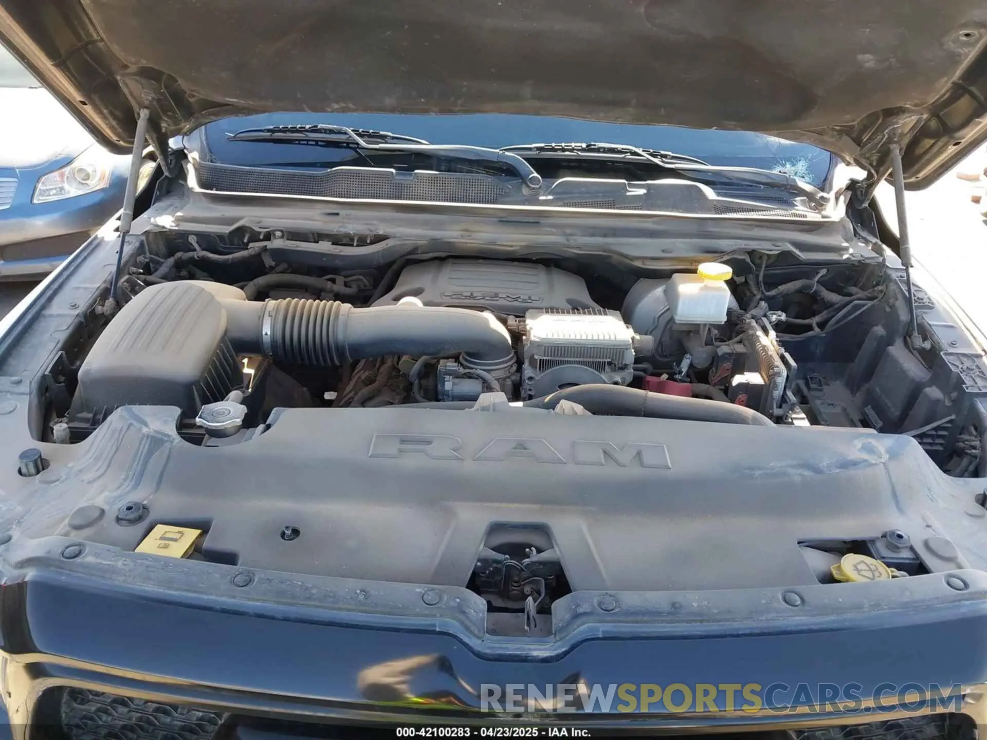10 fotografías del automóvil dañado 1C6SRFLT7KN569786 RAM 1500 2019