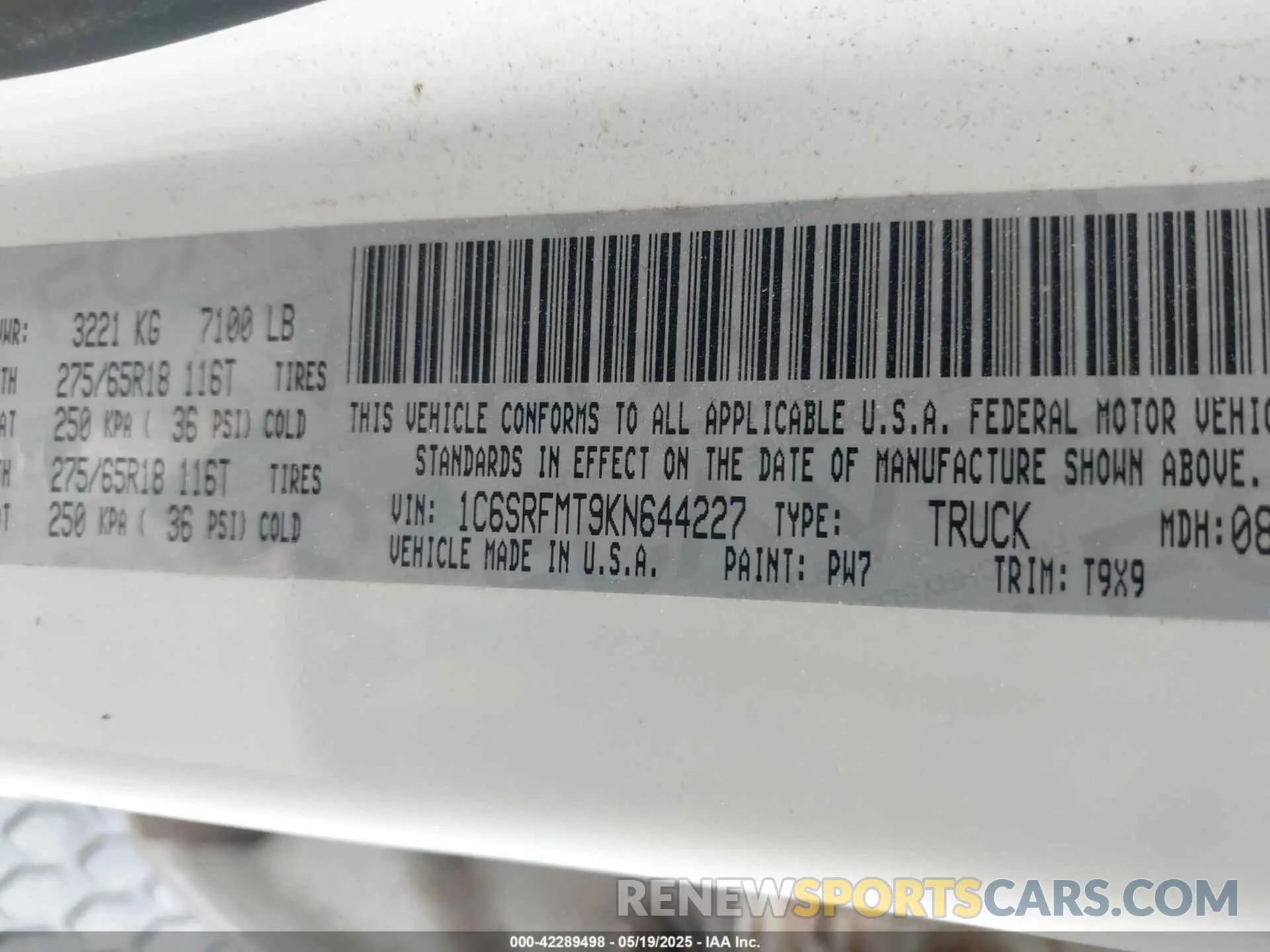 9 fotografías del automóvil dañado 1C6SRFMT9KN644227 RAM 1500 2019