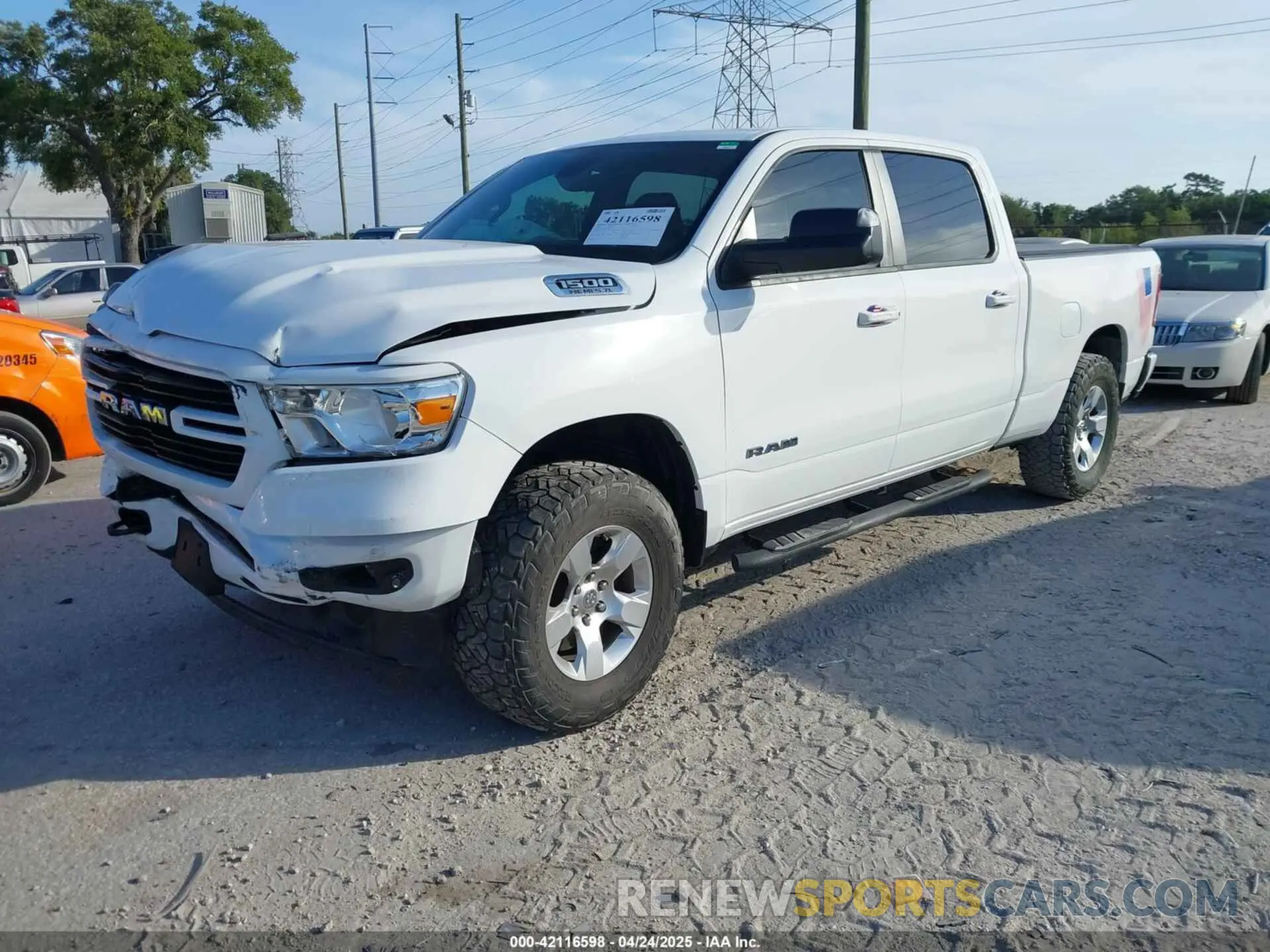 2 fotografías del automóvil dañado 1C6SRFMTXKN876237 RAM 1500 2019