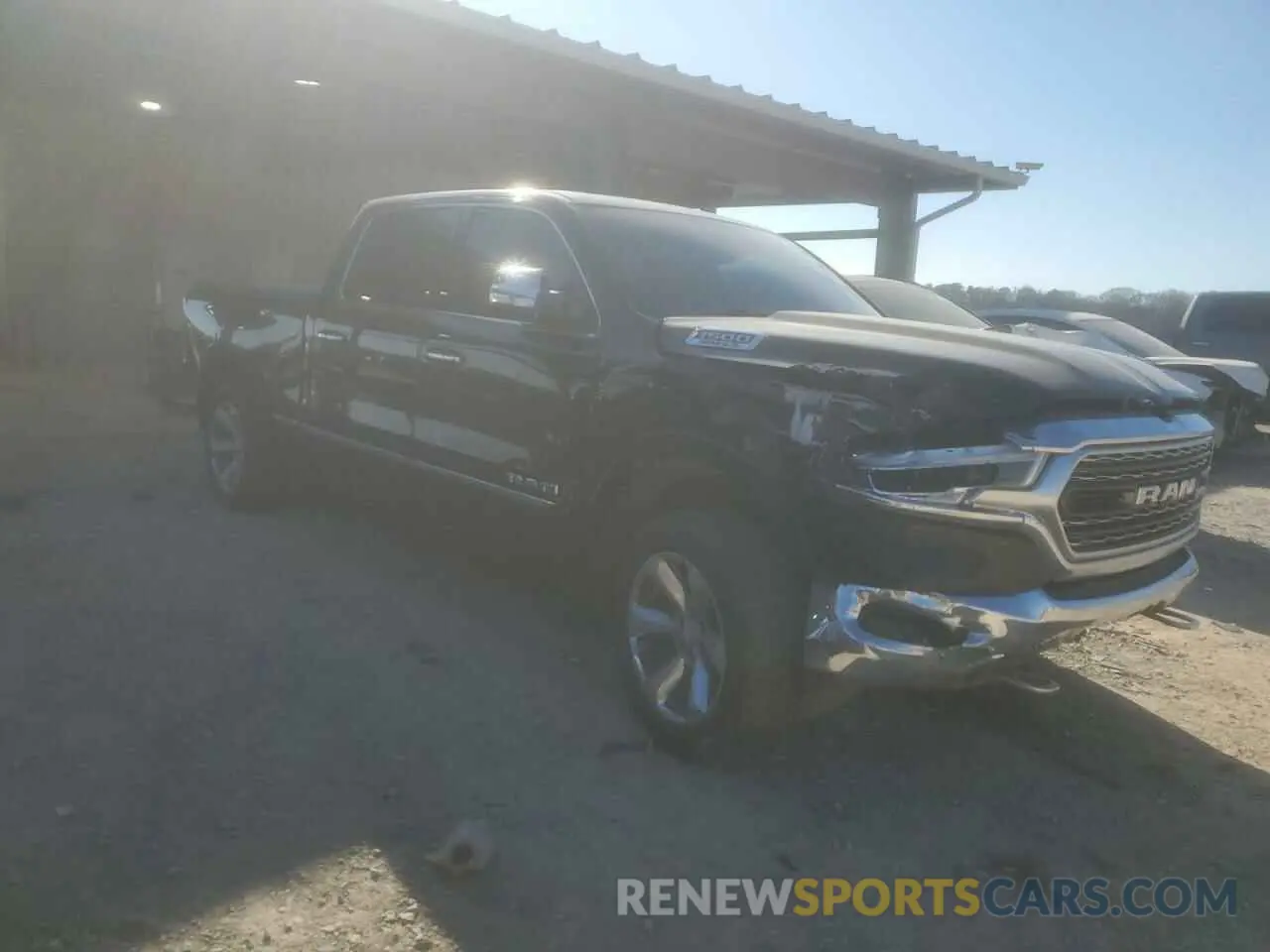 4 fotografías del automóvil dañado 1C6SRFPT8KN716384 RAM 1500 2019