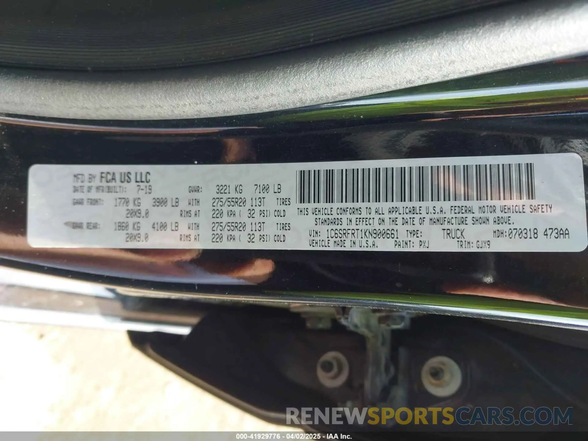 9 fotografías del automóvil dañado 1C6SRFRT1KN900661 RAM 1500 2019