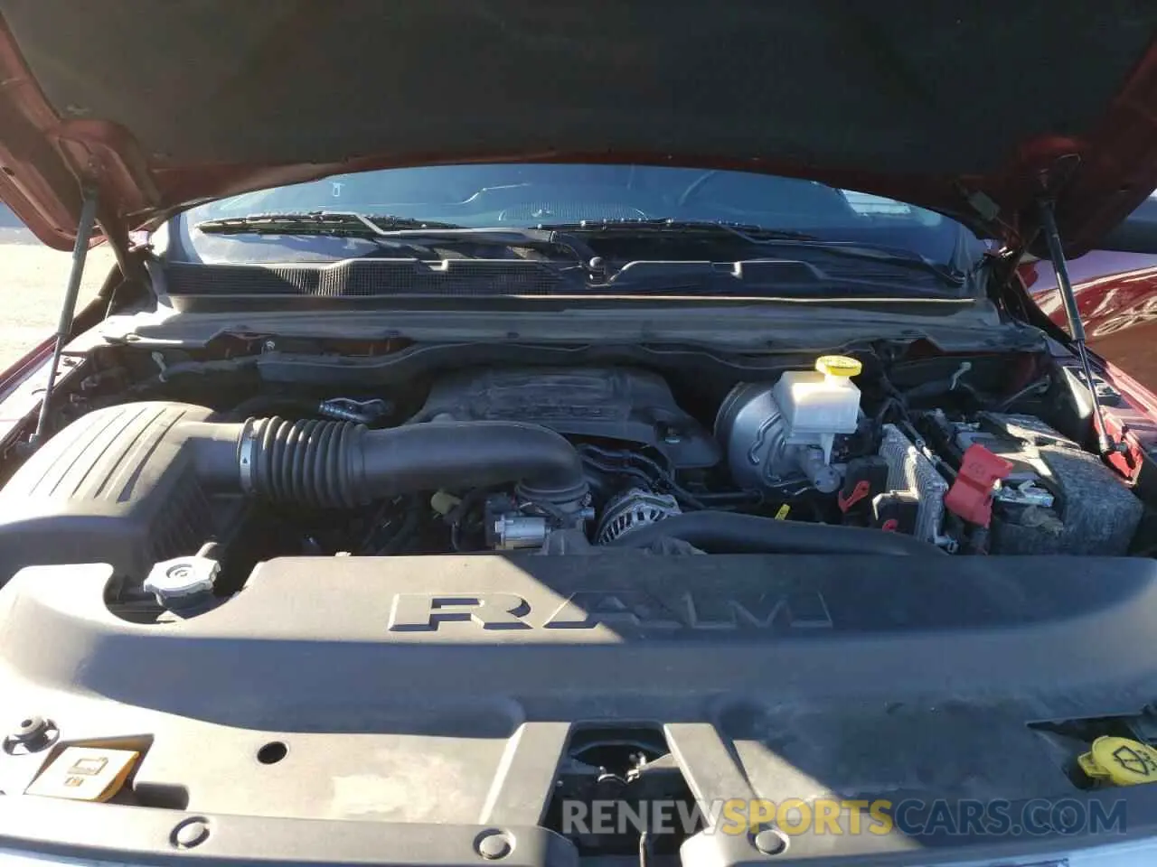 11 fotografías del automóvil dañado 1C6SRFRT2KN762600 RAM 1500 2019