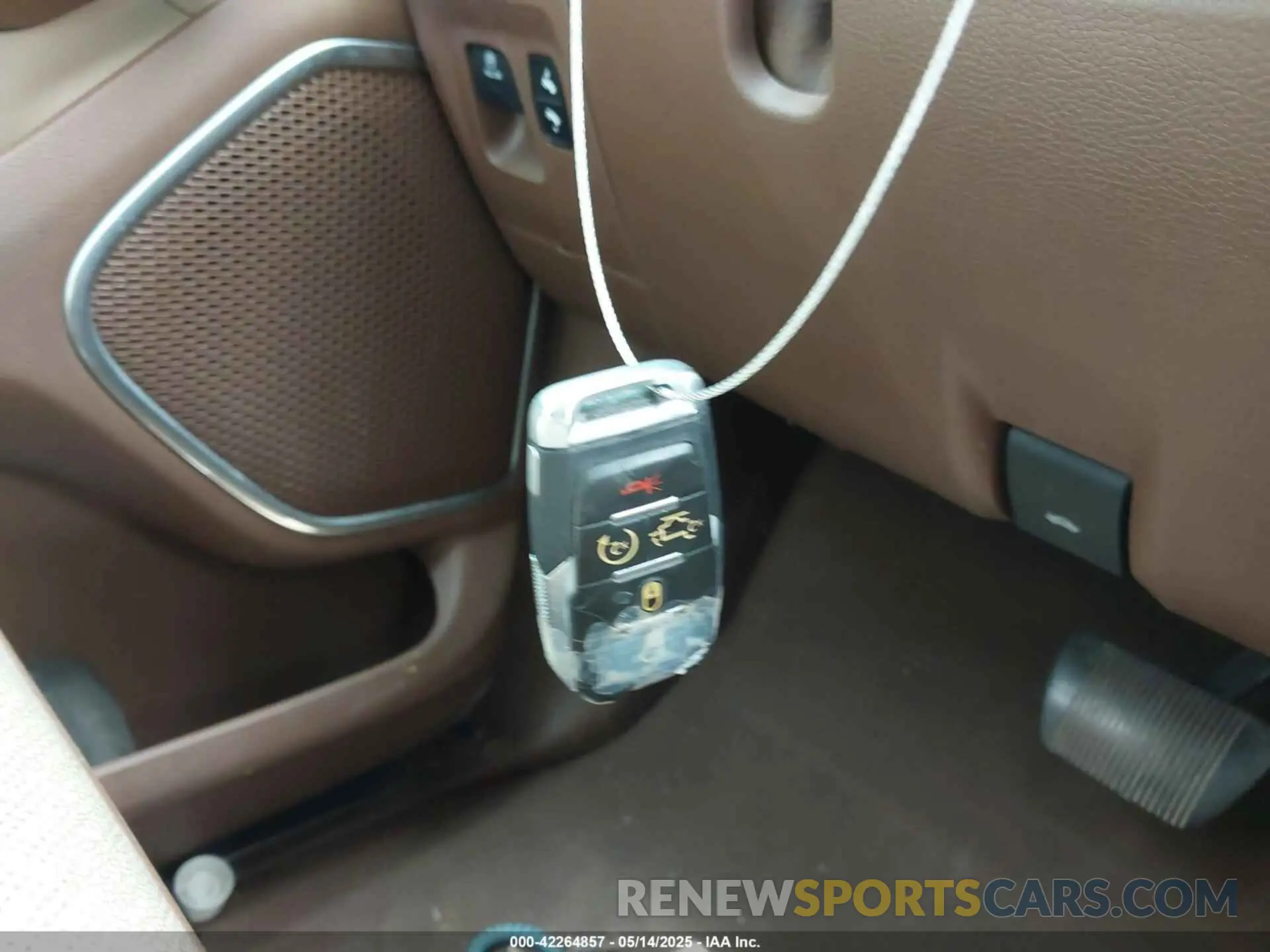 11 fotografías del automóvil dañado 1C6SRFRT6KN653315 RAM 1500 2019