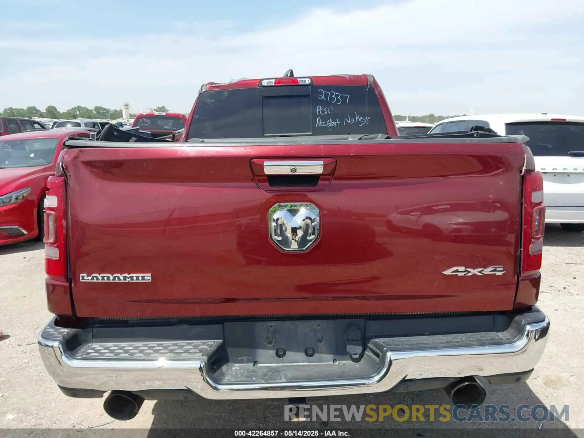 17 fotografías del automóvil dañado 1C6SRFRT6KN653315 RAM 1500 2019
