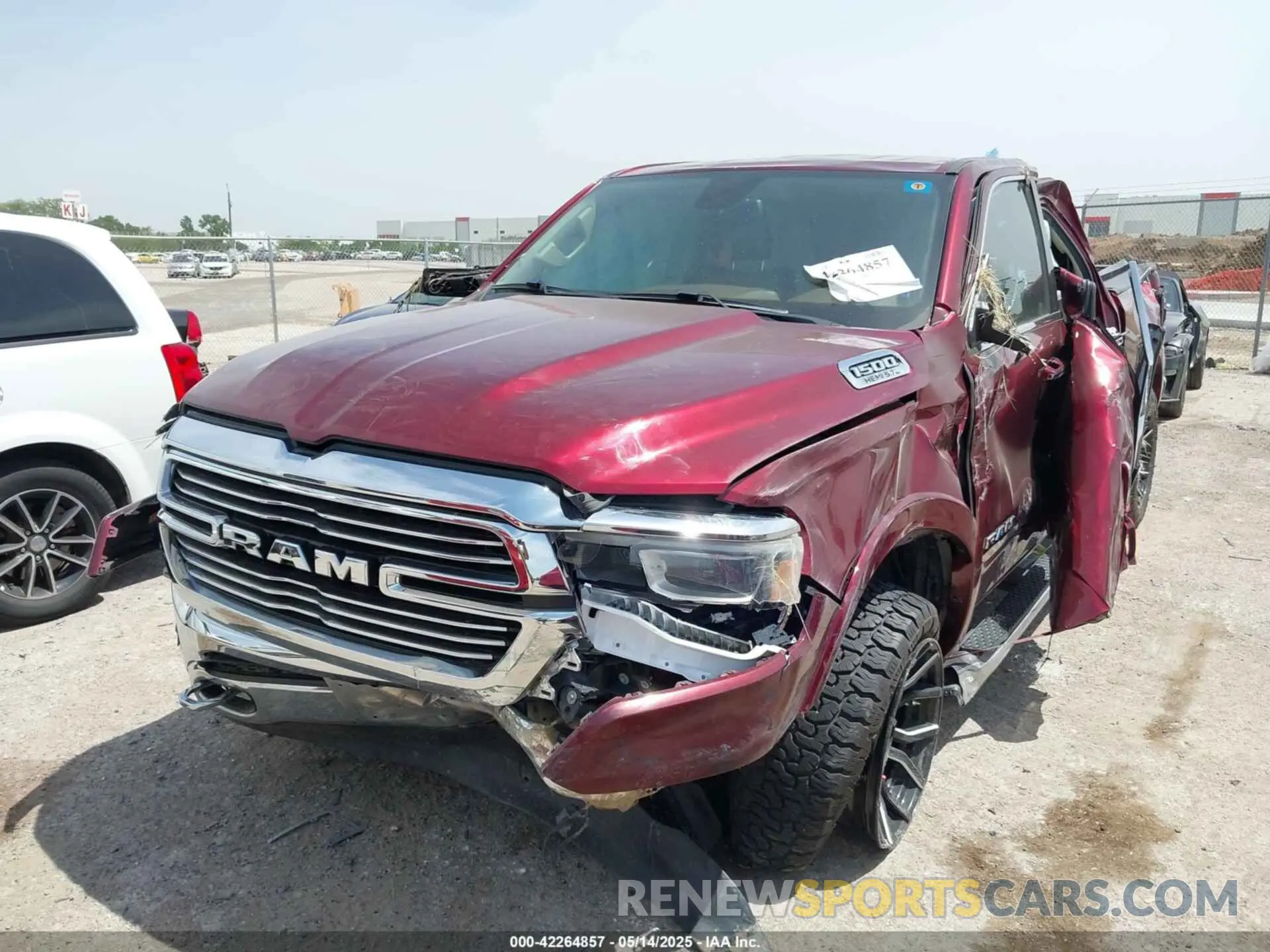 2 fotografías del automóvil dañado 1C6SRFRT6KN653315 RAM 1500 2019