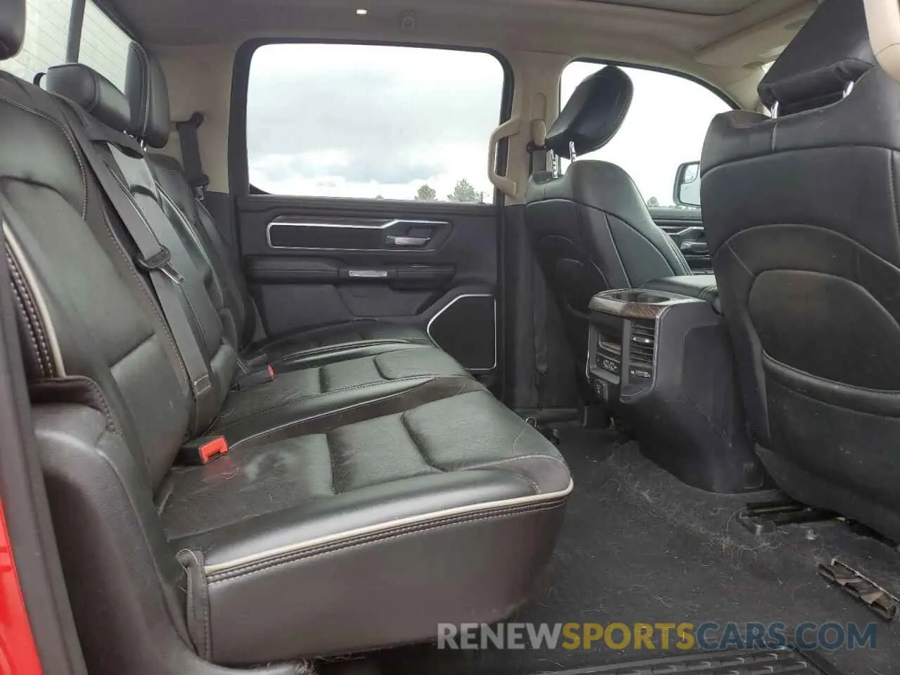10 fotografías del automóvil dañado 1C6SRFRT7KN583534 RAM 1500 2019