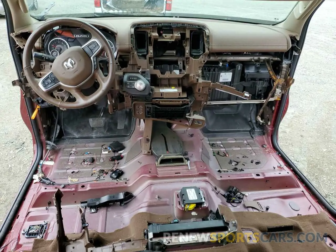 8 fotografías del automóvil dañado 1C6SRFRT9KN610071 RAM 1500 2019