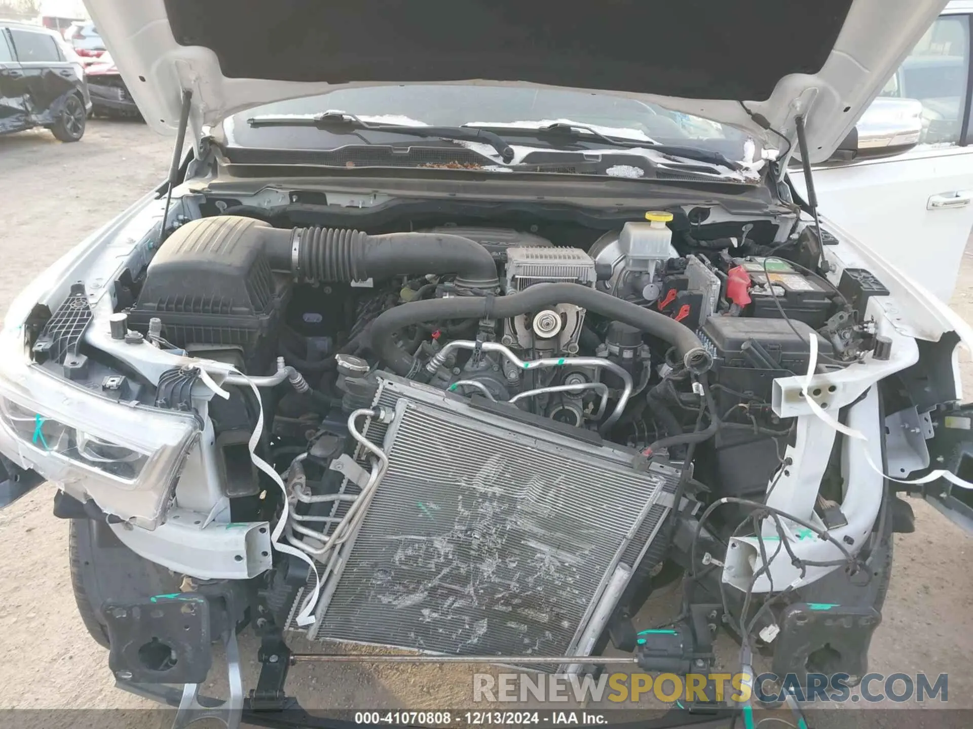 10 fotografías del automóvil dañado 1C6SRFST6KN886928 RAM 1500 2019