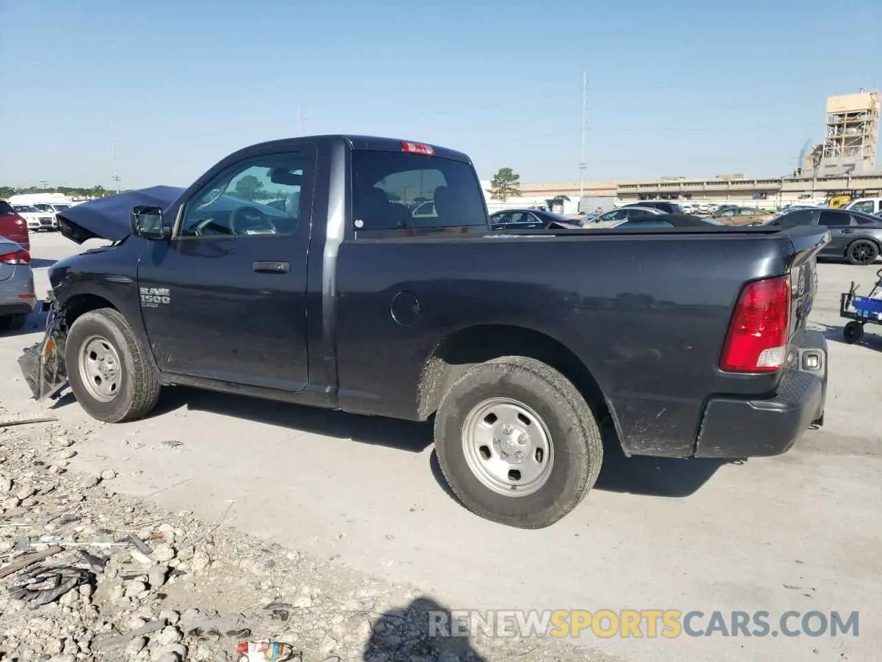 2 fotografías del automóvil dañado 3C6JR6AG1KG522585 RAM 1500 2019