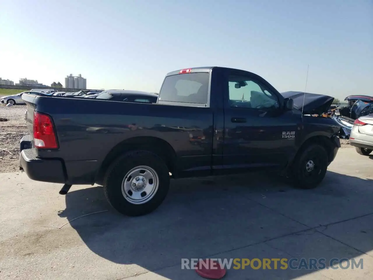 3 fotografías del automóvil dañado 3C6JR6AG1KG522585 RAM 1500 2019
