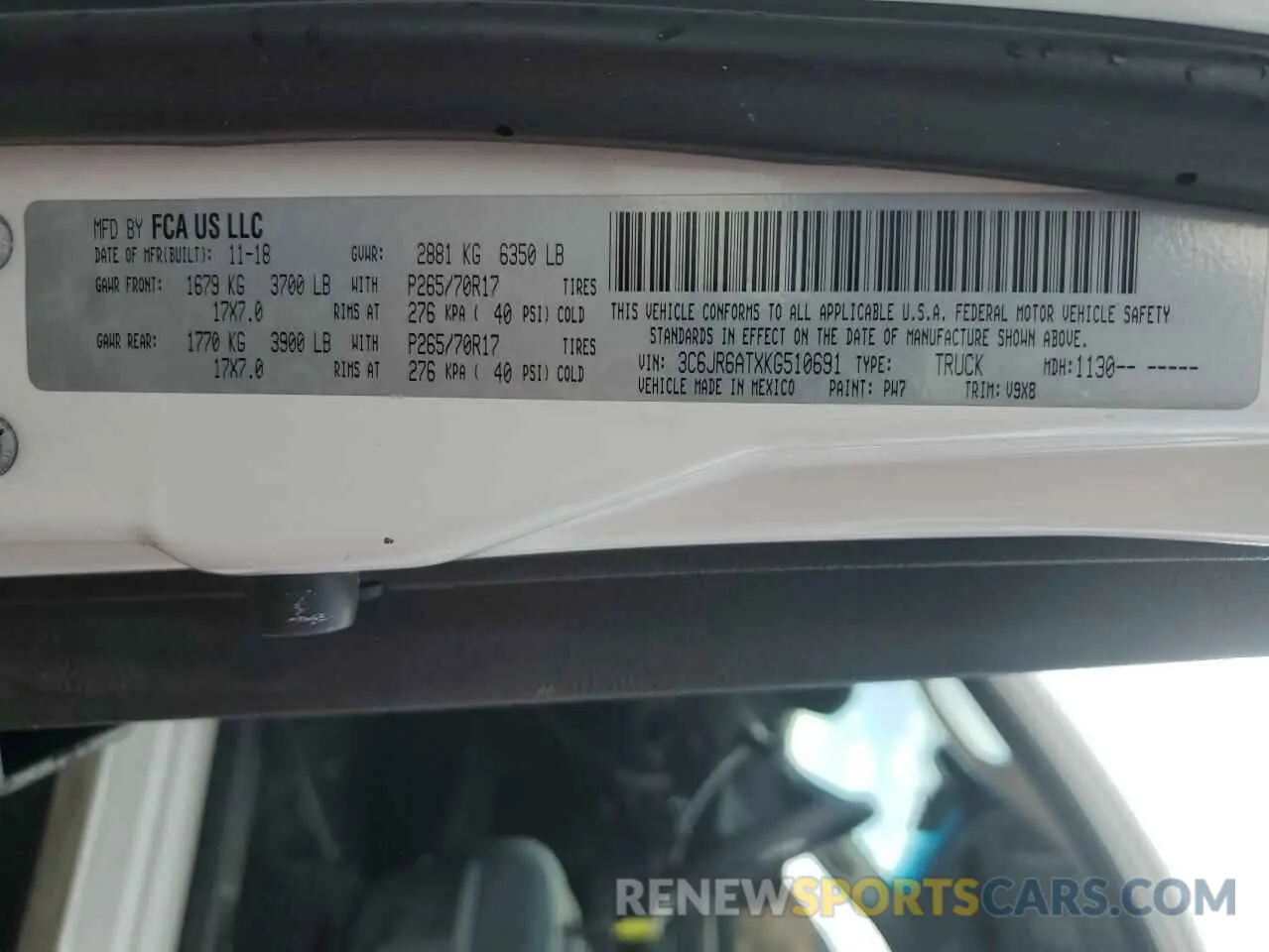 12 fotografías del automóvil dañado 3C6JR6ATXKG510691 RAM 1500 2019