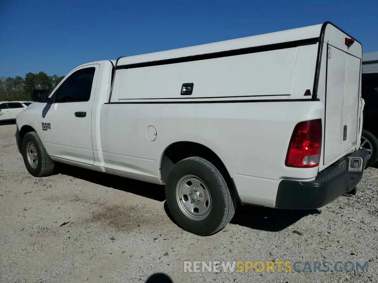 2 fotografías del automóvil dañado 3C6JR6DG0KG591697 RAM 1500 2019
