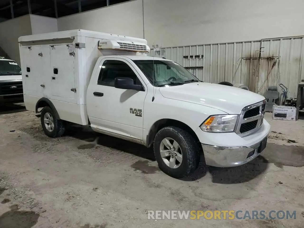 4 fotografías del automóvil dañado 3C6JR6DG1KG651650 RAM 1500 2019