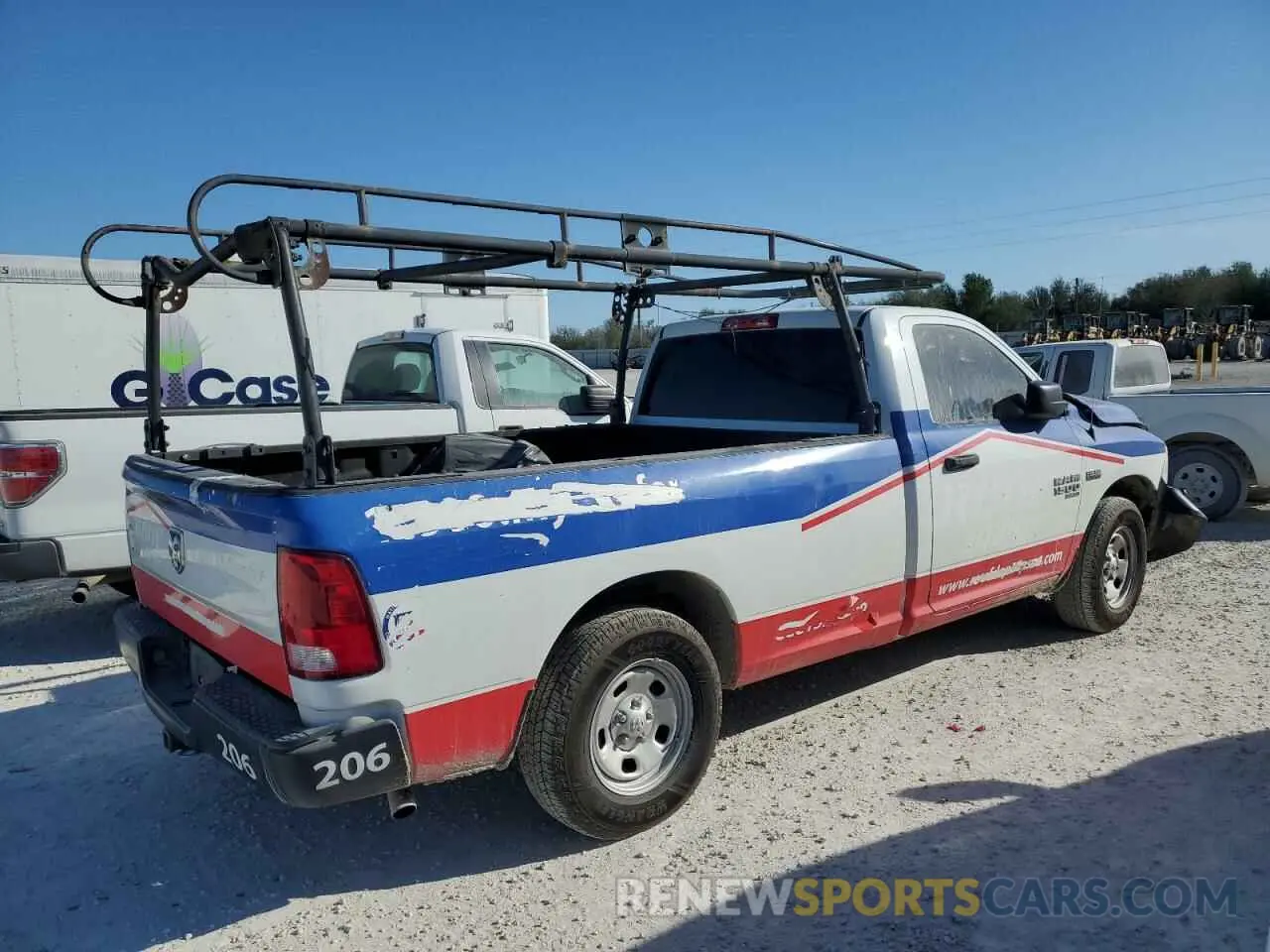 3 fotografías del automóvil dañado 3C6JR6DT3KG621739 RAM 1500 2019