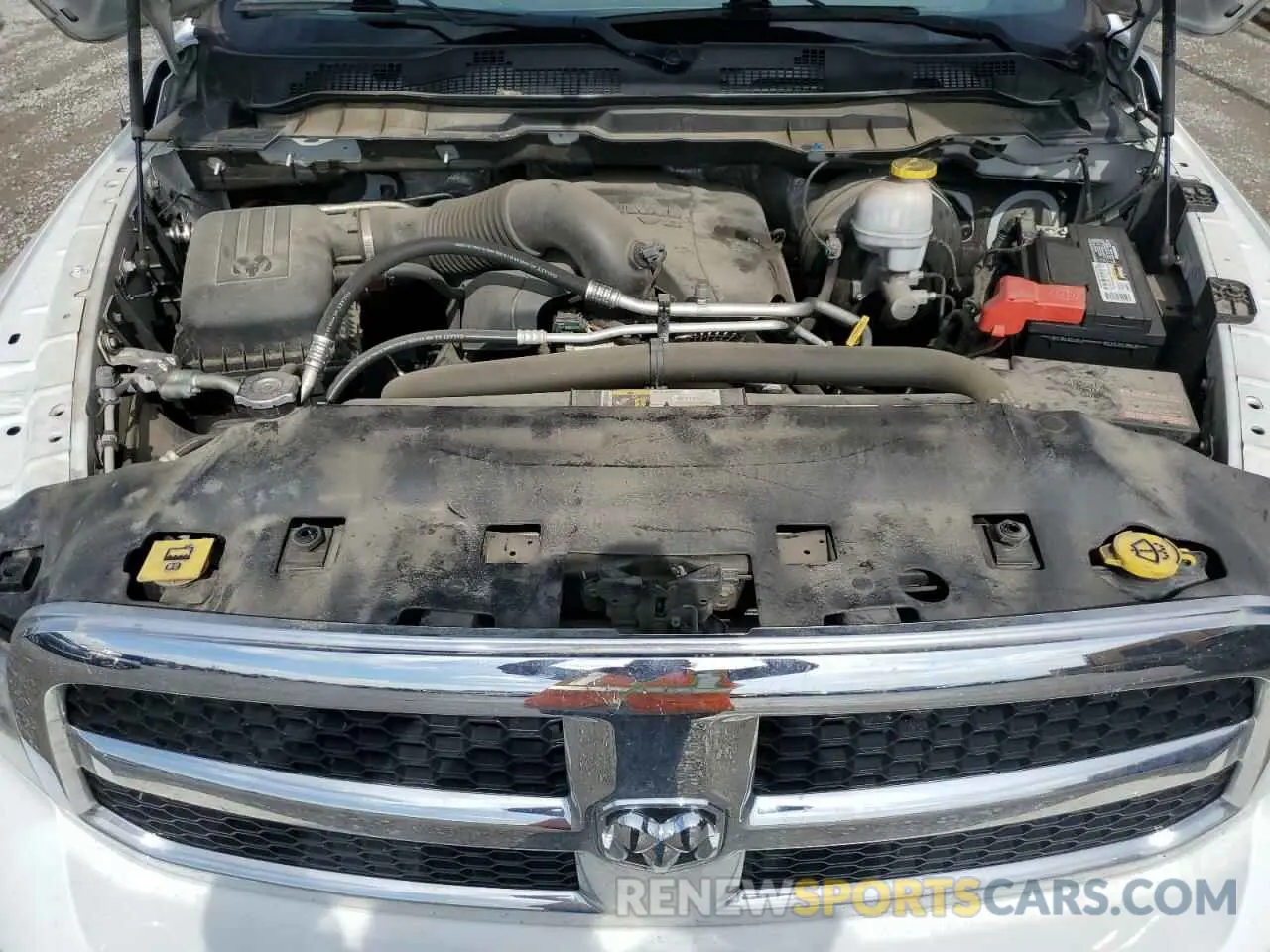11 fotografías del automóvil dañado 3C6JR6DT7KG547029 RAM 1500 2019