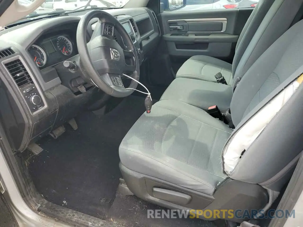 7 fotografías del automóvil dañado 3C6JR6DT8KG510586 RAM 1500 2019