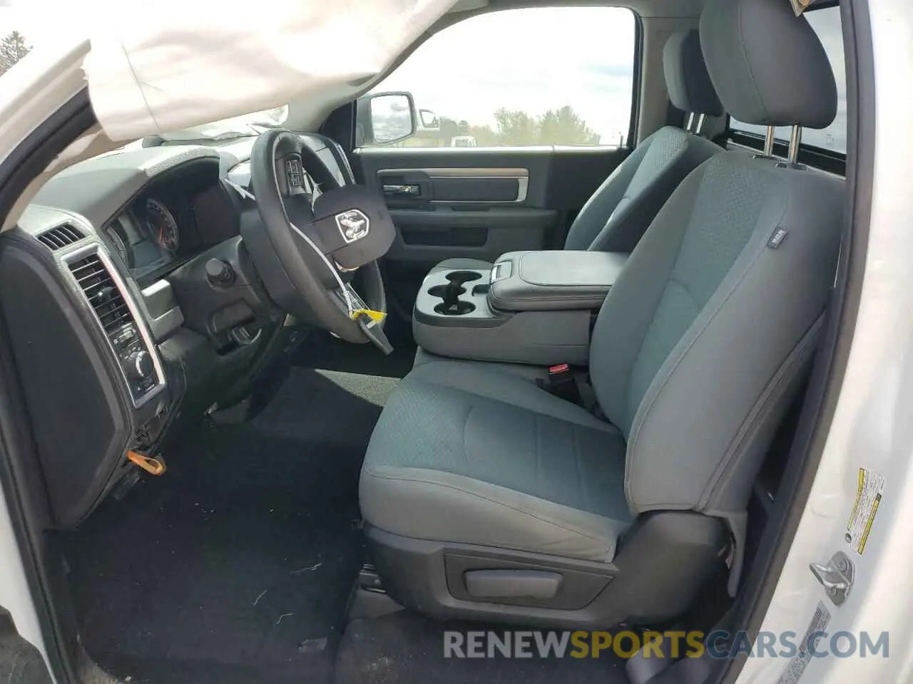 7 fotografías del automóvil dañado 3C6JR7ET3KG522777 RAM 1500 2019